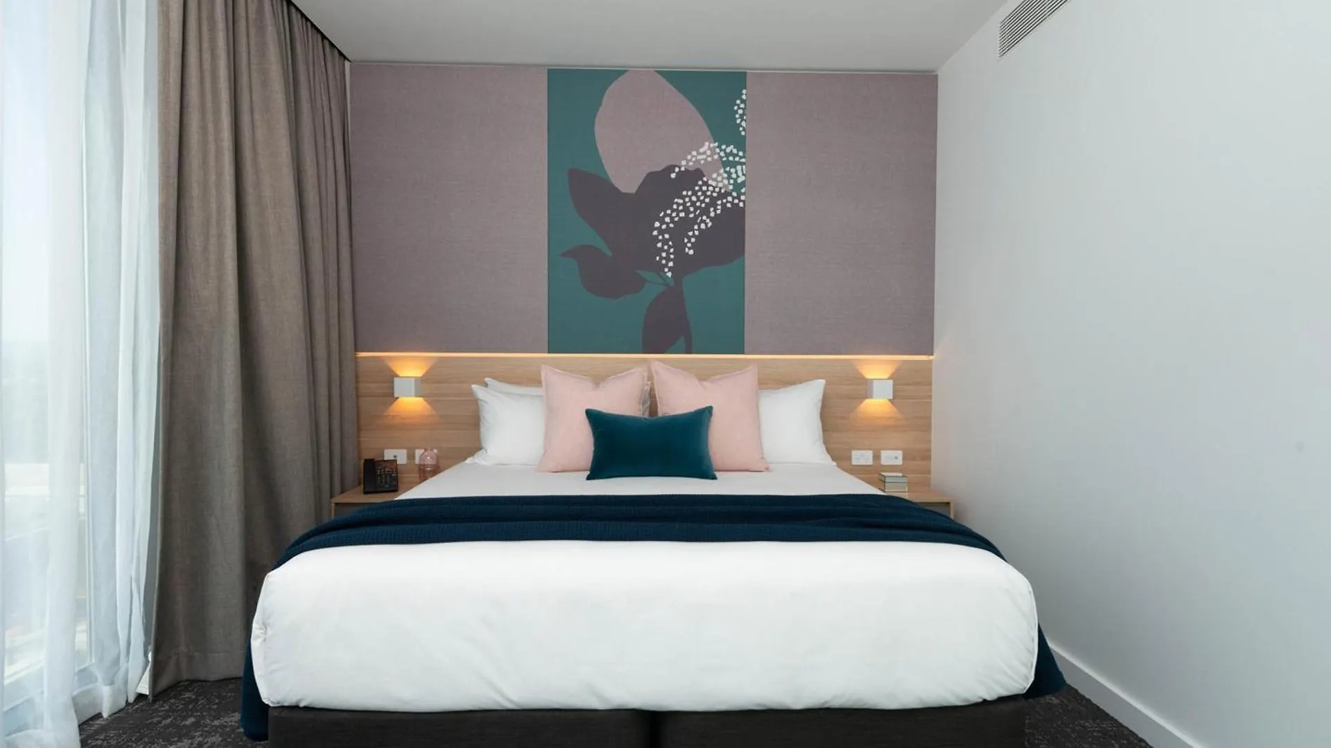 Hotel Crowne Plaza Adelaide By Ihg